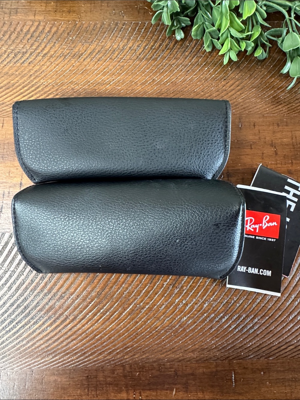 Ray-Ban Black Leather Sunglass Cases with Booklets (Pair) - Picture 3 of 3